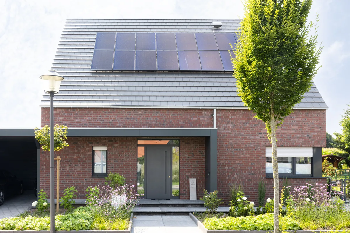 Modernes Einfamilienhaus mit Carport in Raesfeld | 162 qm – Bild 1